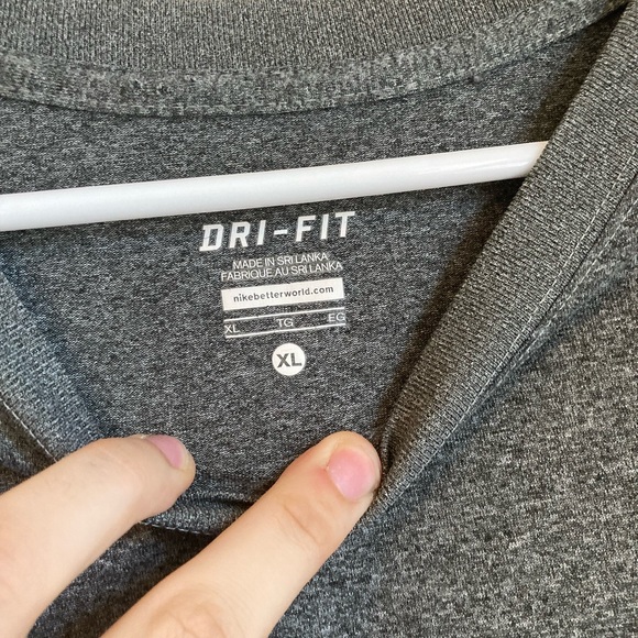 Nike Womens Long Sleeve Gray Top XLarge - Picture 5 of 7